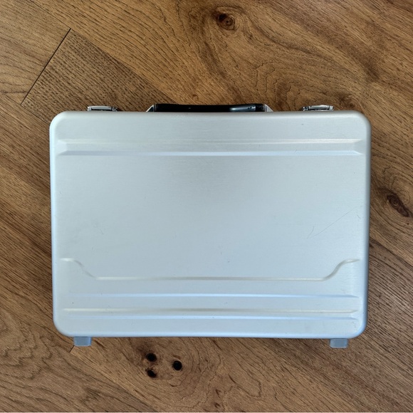 Halliburton Briefcase for Men - Picture 4 of 9